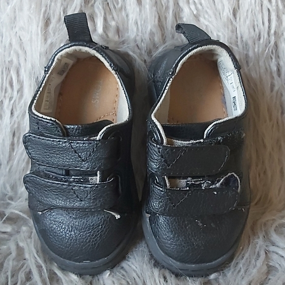 Tiny TOMS Black sneakers - Picture 4 of 5